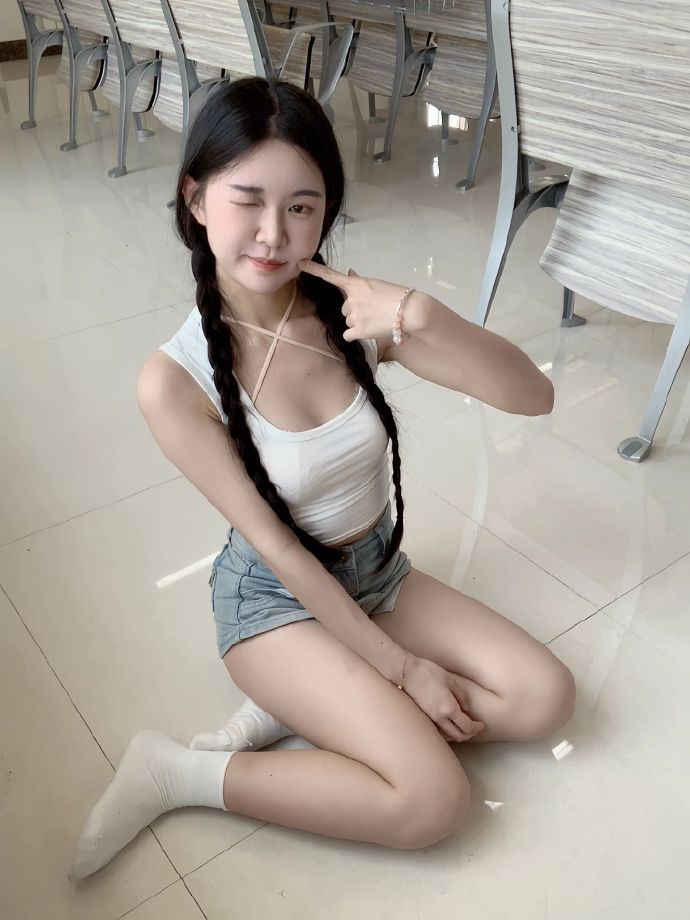 霓虹·连载精选 第4页